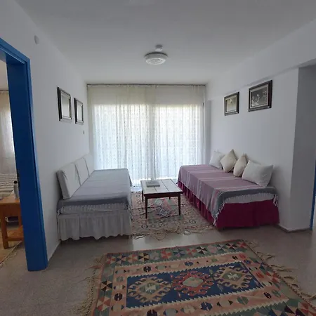 Mimas Garden Apartment *