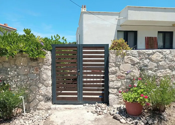 Apartmán Mimas Garden *