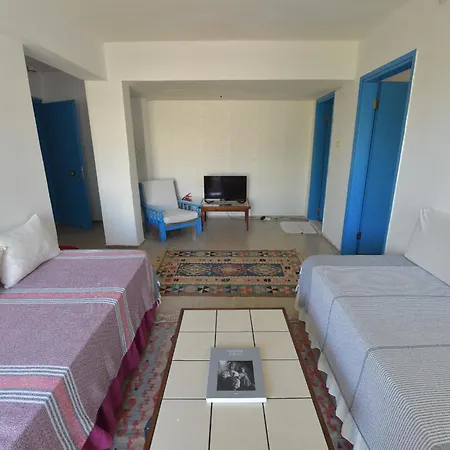 Mimas Garden Appartement *
