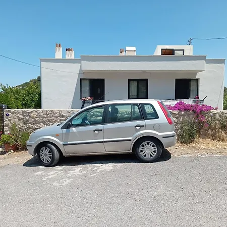 Mimas Garden Apartment