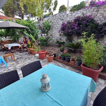 Mimas Garden Appartement Karaburun (Izmir)