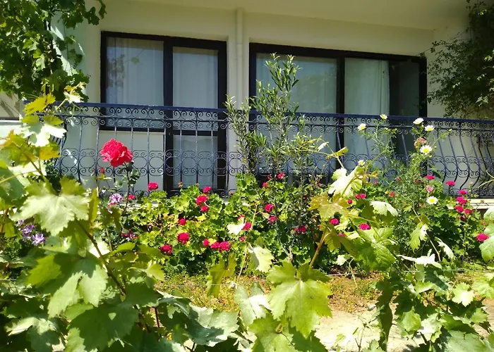 شقة Mimas Garden